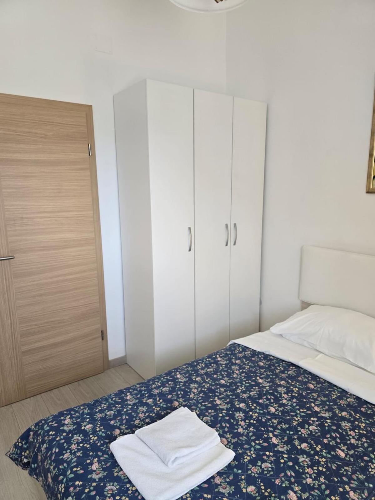 Apartments Sokolovic Krk Town Esterno foto