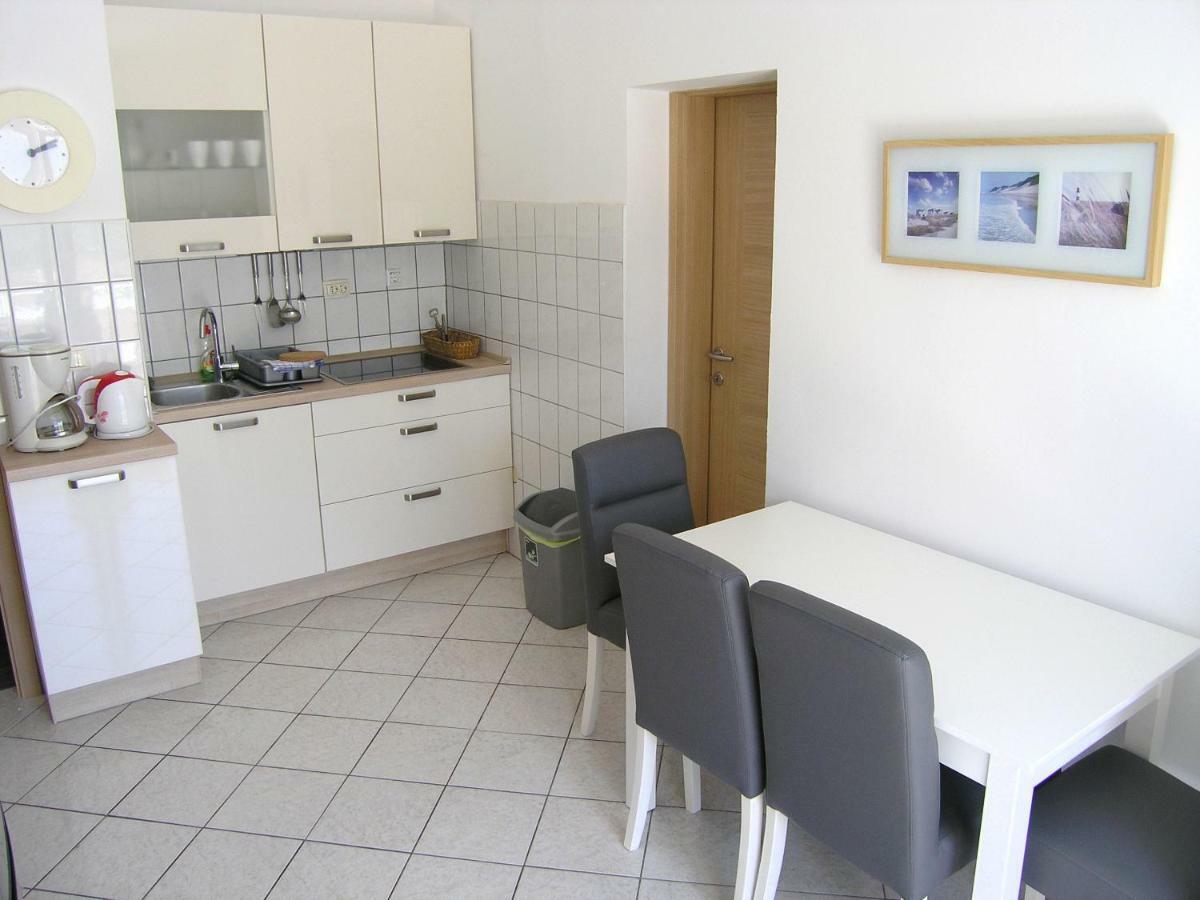 Apartments Sokolovic Krk Town Esterno foto