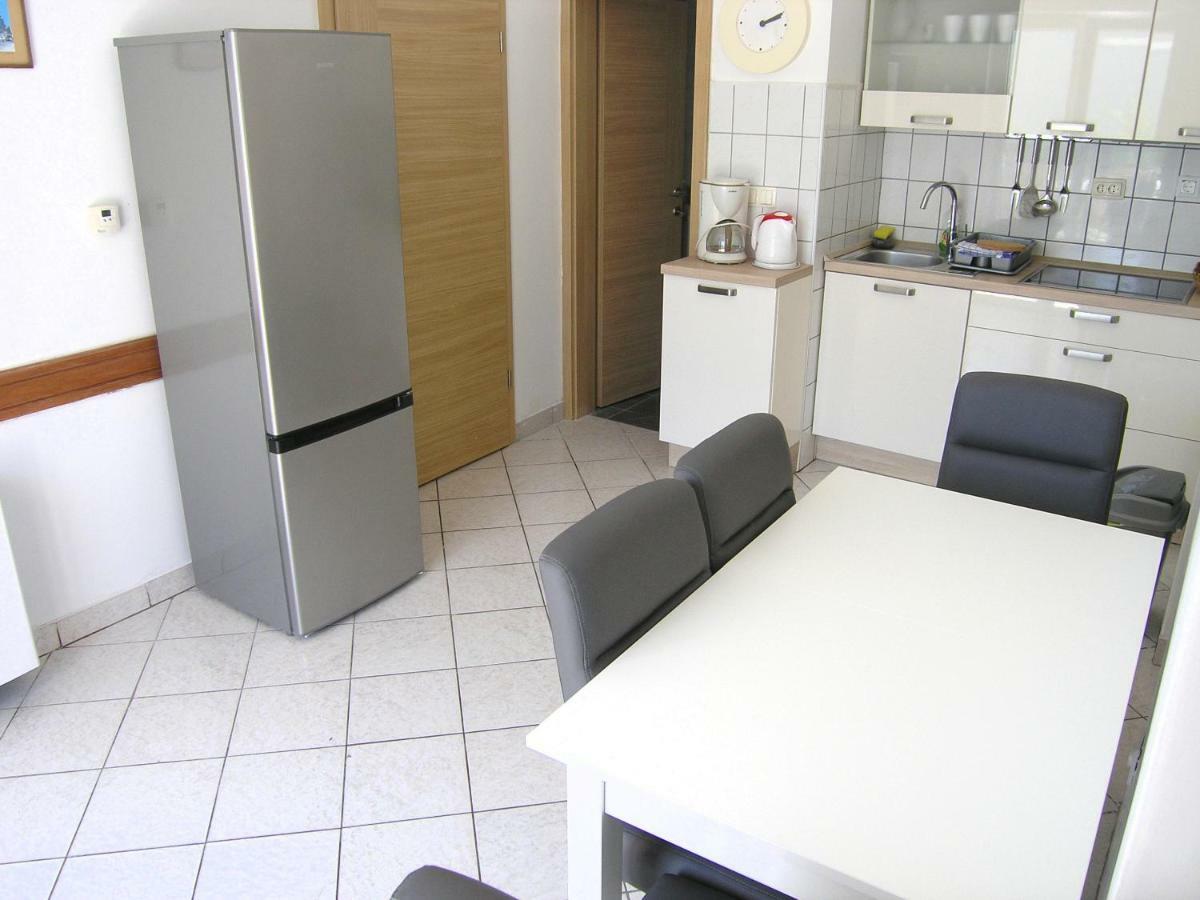 Apartments Sokolovic Krk Town Esterno foto